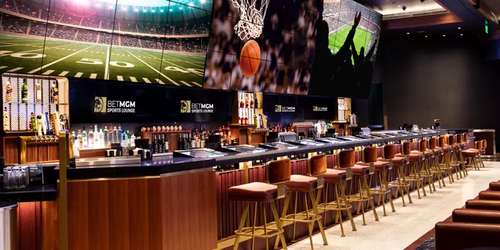 Bar photo 2
