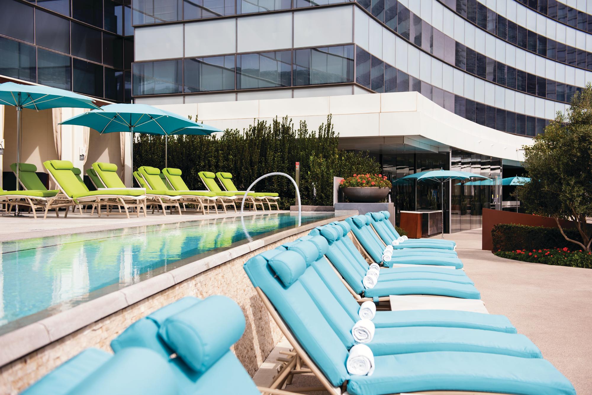 Vdara Hotel Spa Amp Pool Relax And Unwind At The Best Spa Hotels In