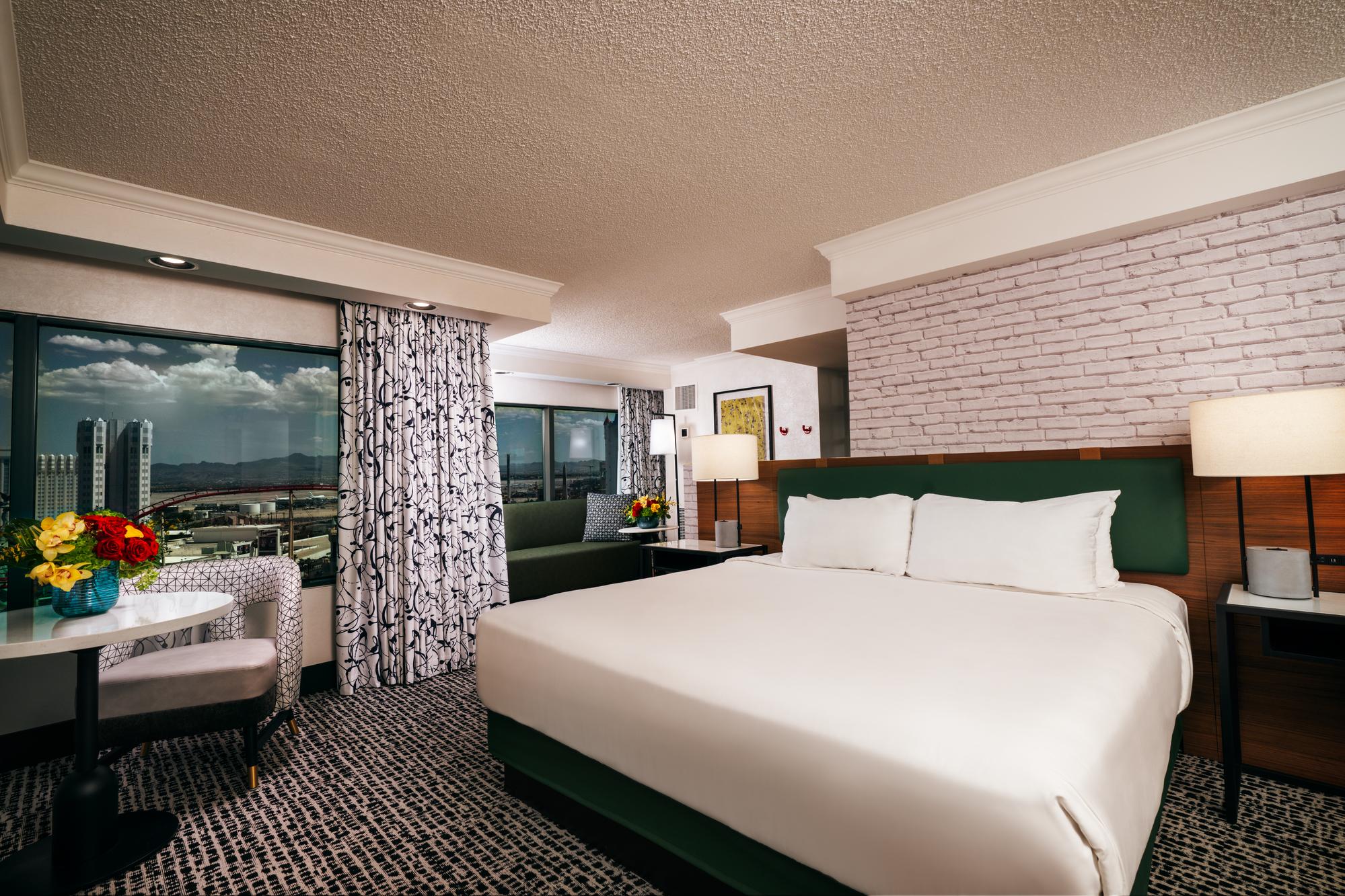 NYNY Hotel Las Vegas | Hotel Rooms | Hotel Suites | Las Vegas Hotel