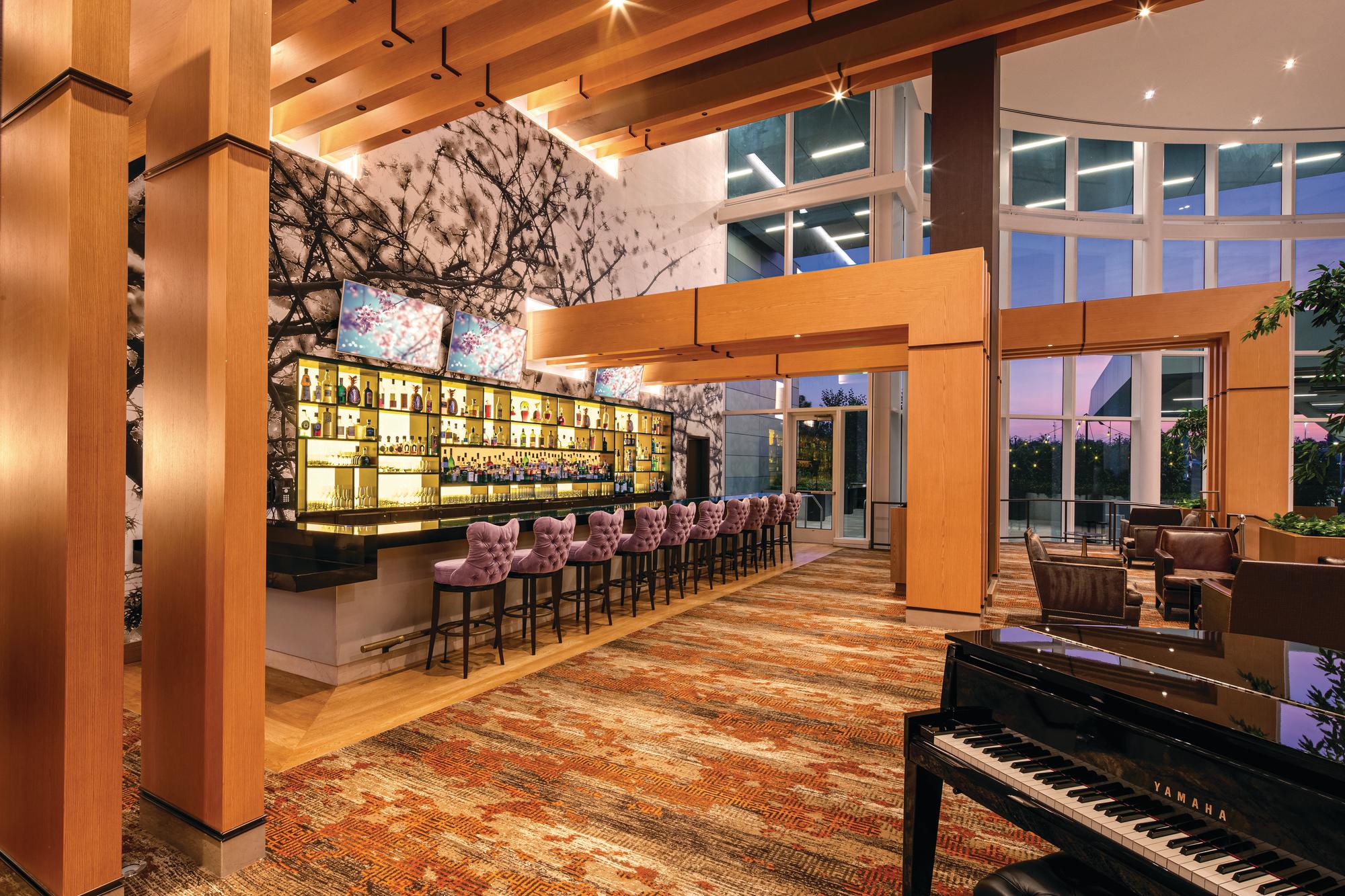 lobby-bar-bar-lounge-mgm-national-harbor-oxon-hill-bar