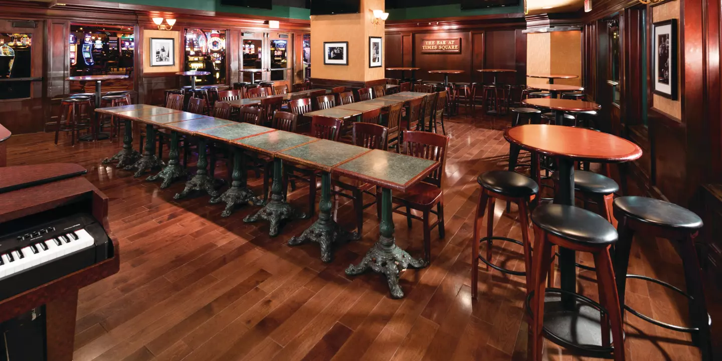 Bar photo 2