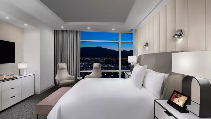 A closer look at Mountain Retreat Penthouse Suite